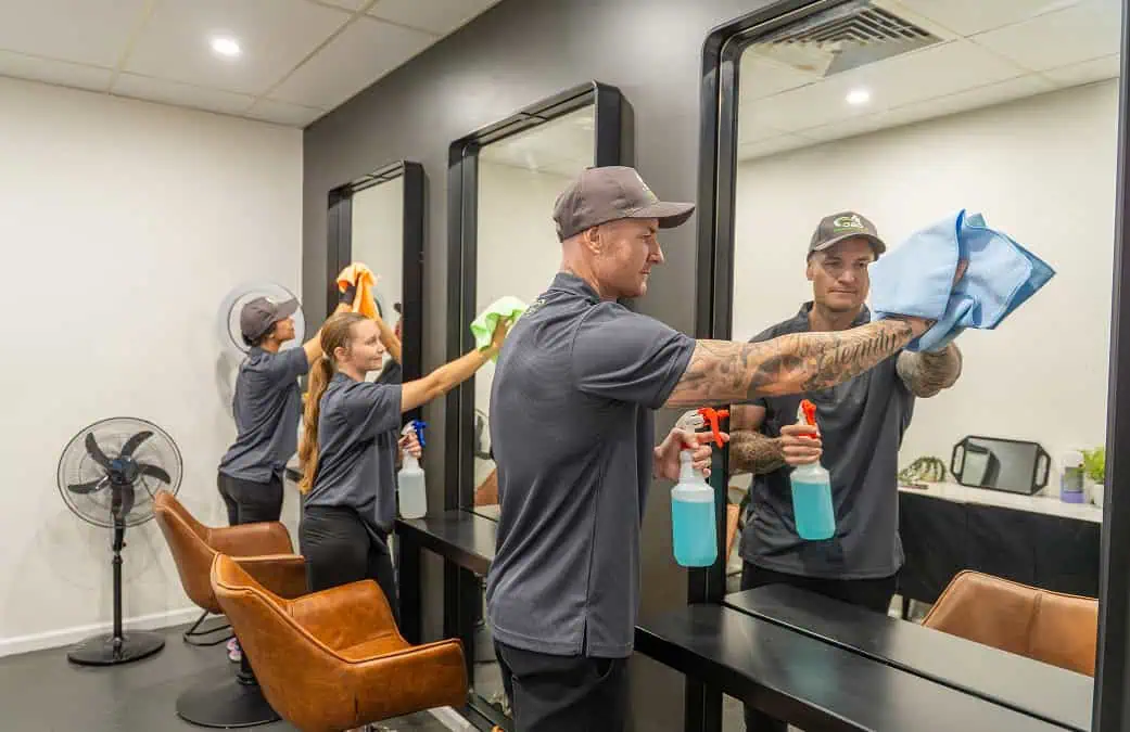 retail cleaning services contractor